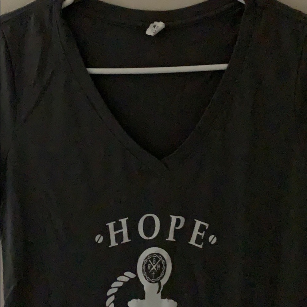Gray tee - Picture 3 of 3